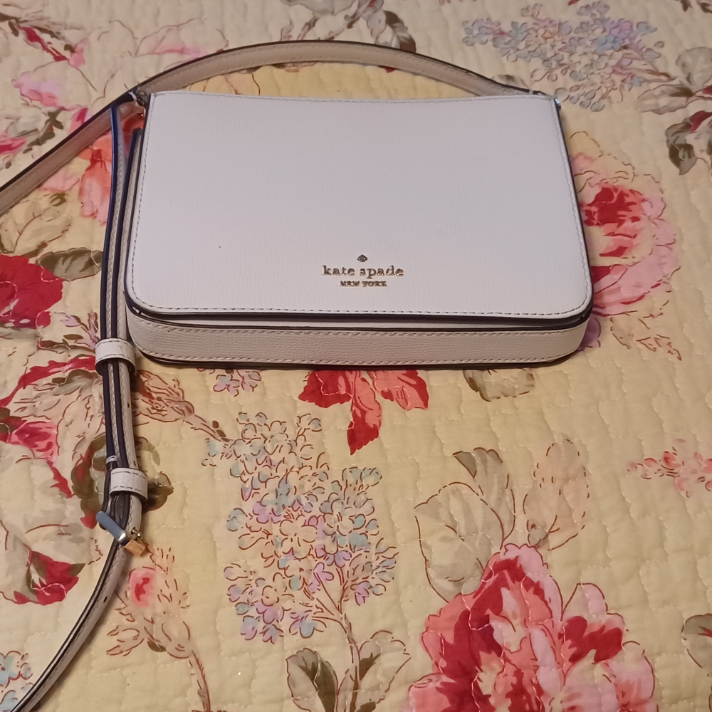Adorable Kate Spade White Crossbody Bag - Make Offer